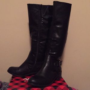 AZ Dylan Black boots